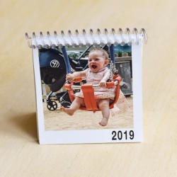 Calendario cuadrado sobremesa
